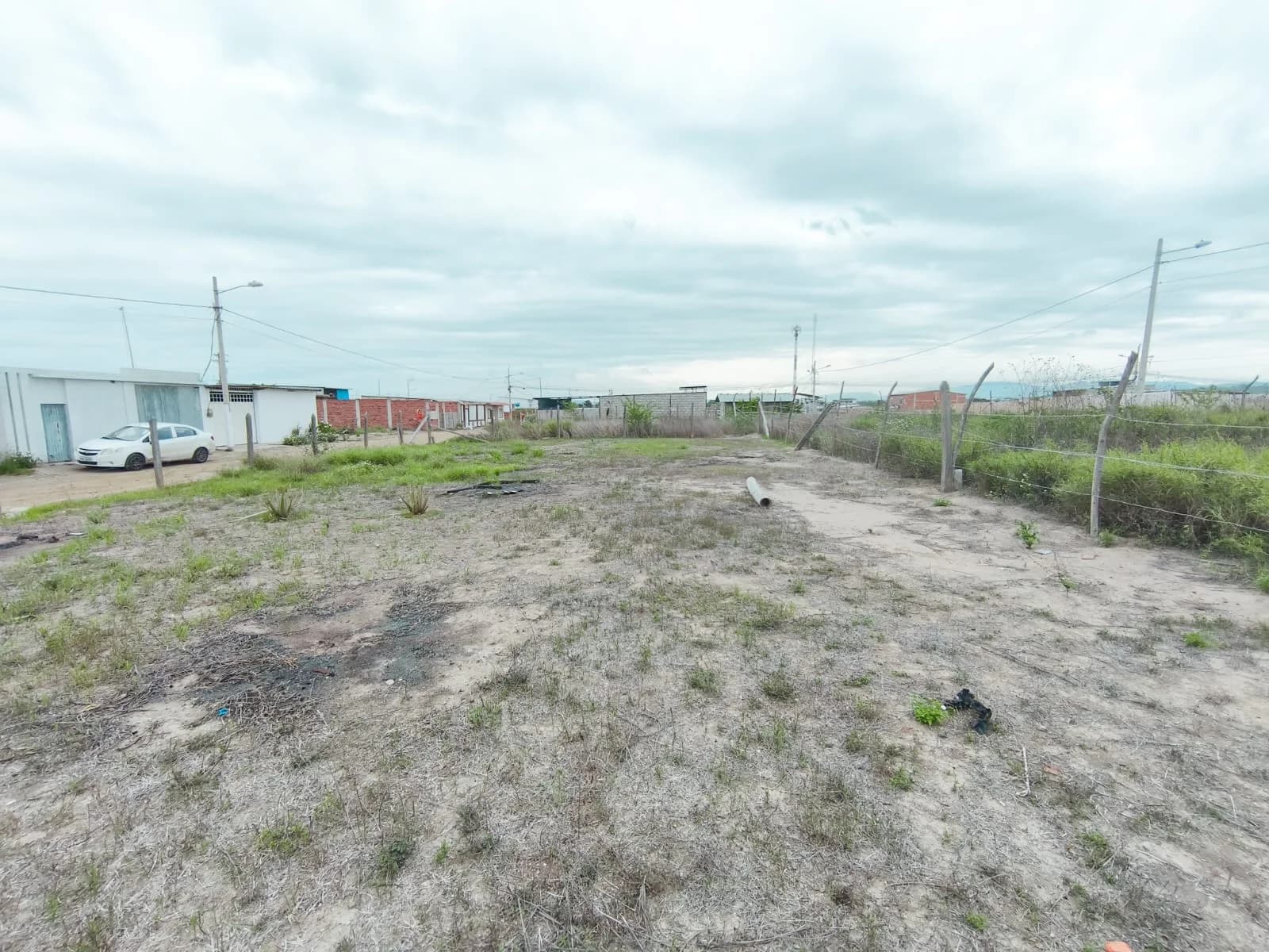 Terreno en venta en Manta, Manabí  240 mts2 en San Patricio 2 - 3