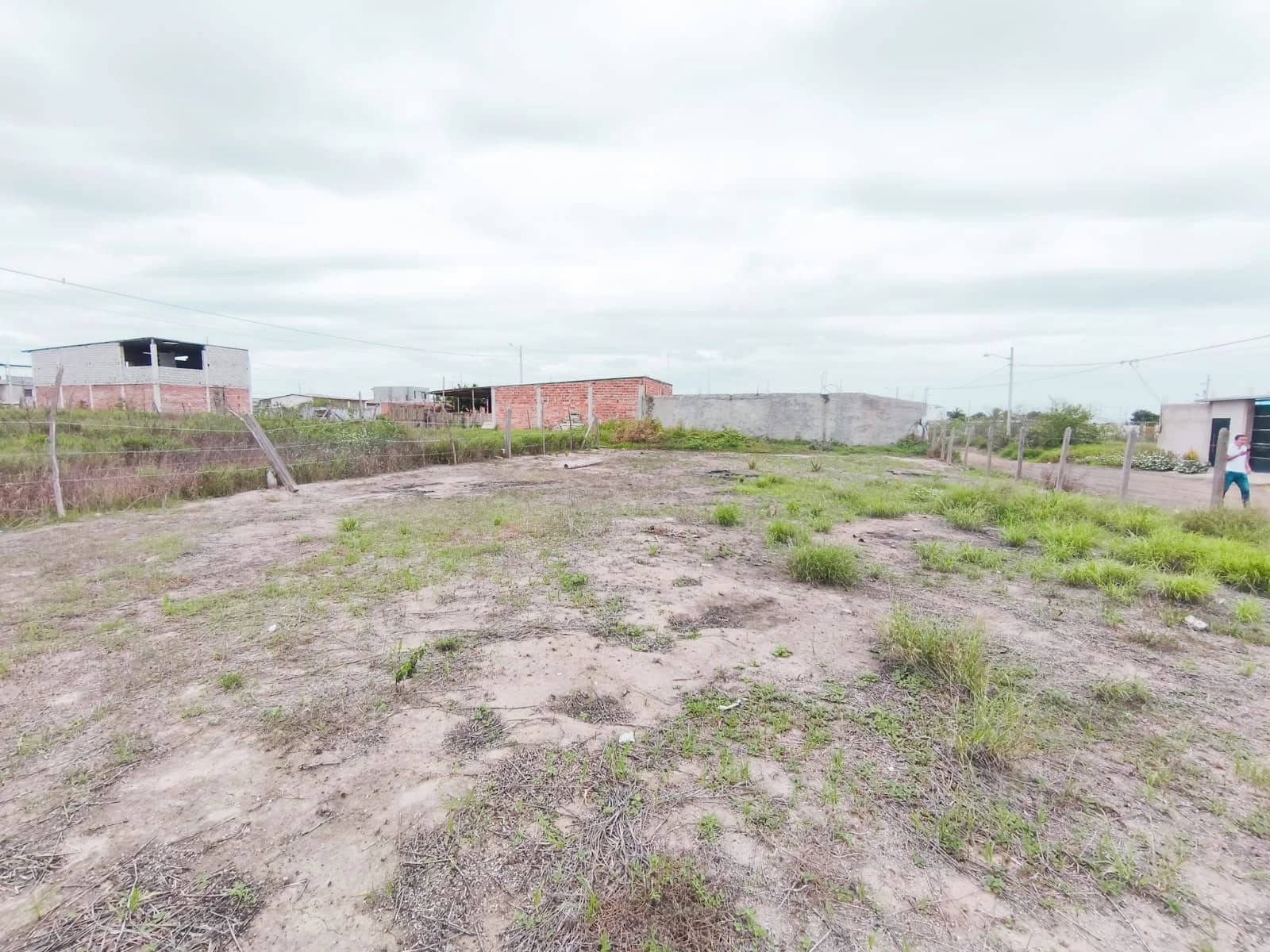 Terreno en venta en Manta, Manabí  240 mts2 en San Patricio 2 - 4