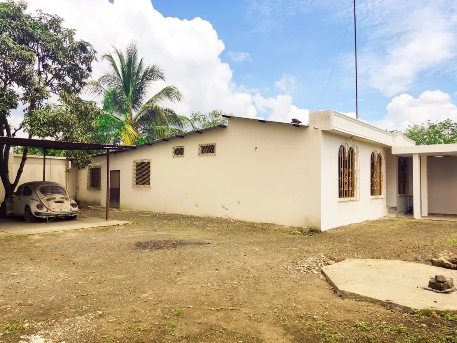 Casa en venta con 5 habitaciones - 2