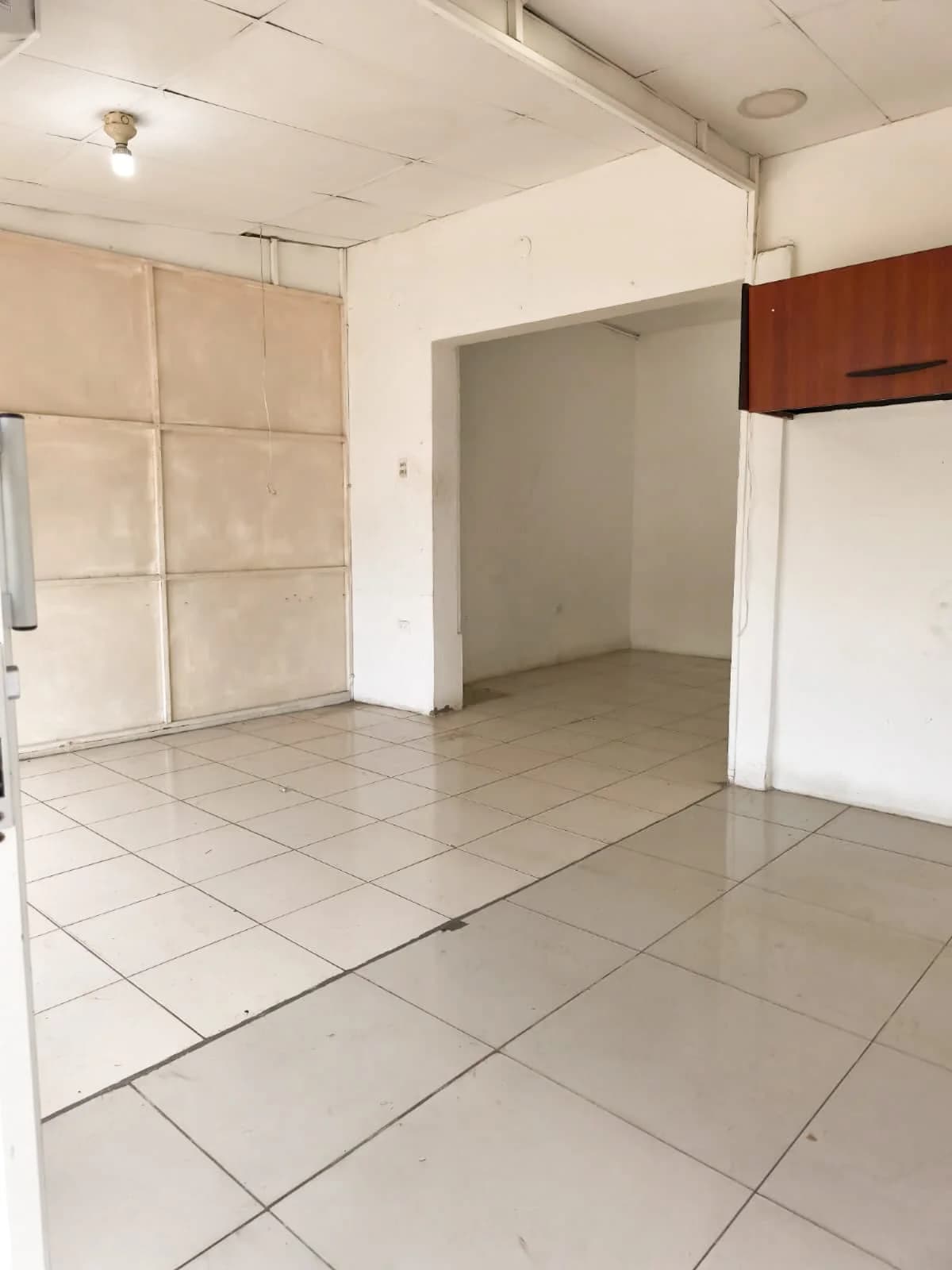 Local en alquiler en excelente zona comercial Portoviejo, Manabí - 3