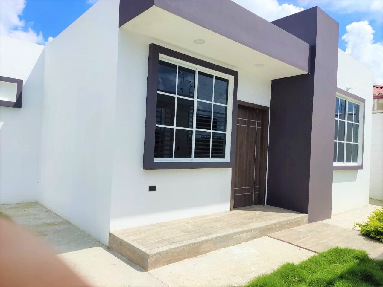 Casa en venta con credito hipotecario biess 3 habitaciones - Principal