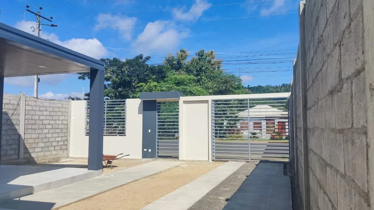 Casa en venta totalmente nueva en Santa Ana, Manabí - 2