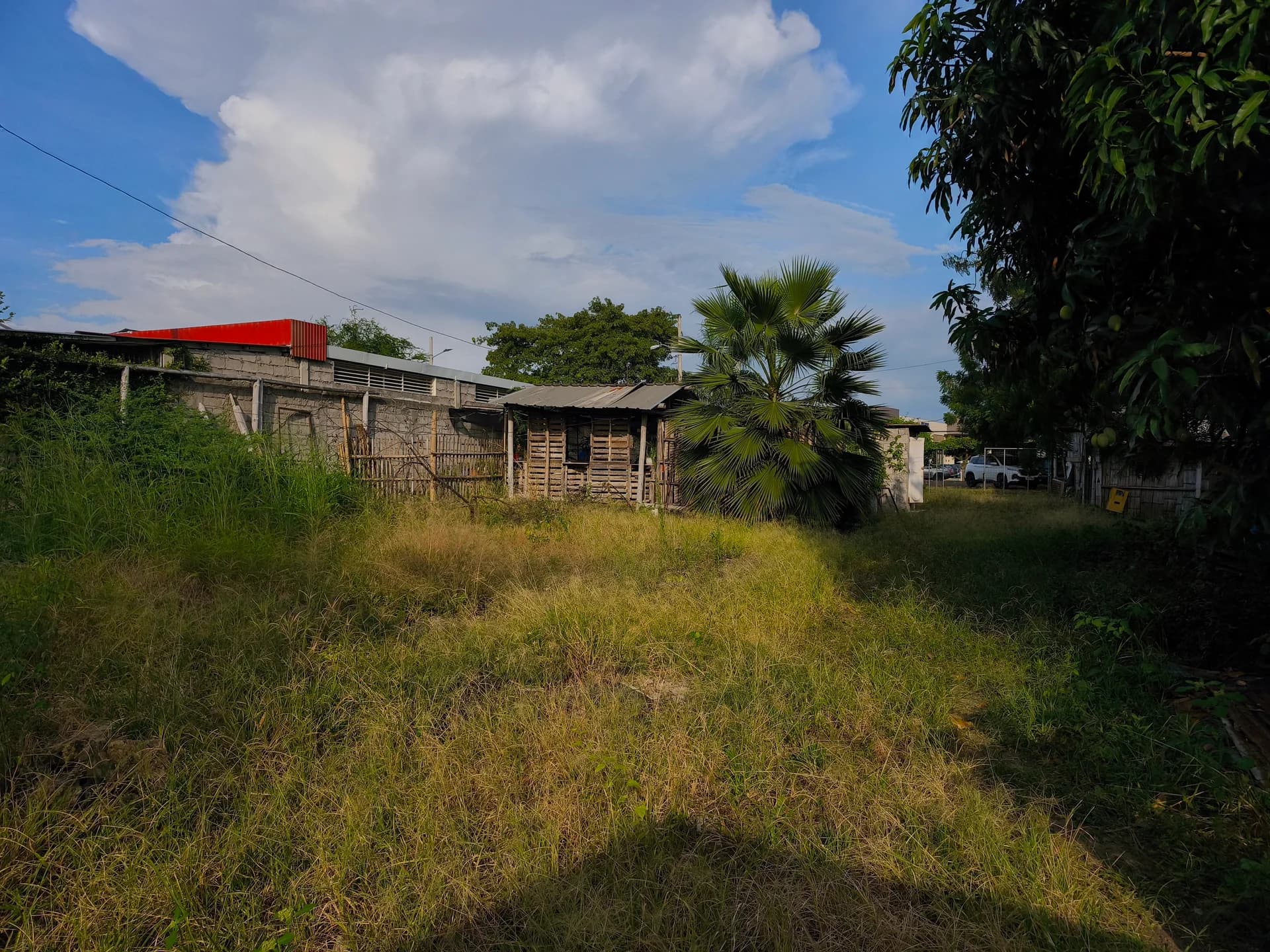 Terreno en venta Portoviejo 693 mts2 zona comercial - 2