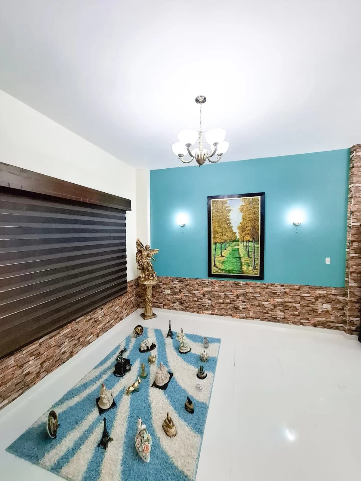 Casa en venta con 6 Habitaciones y piscina en Portoviejo, Manabí - 3