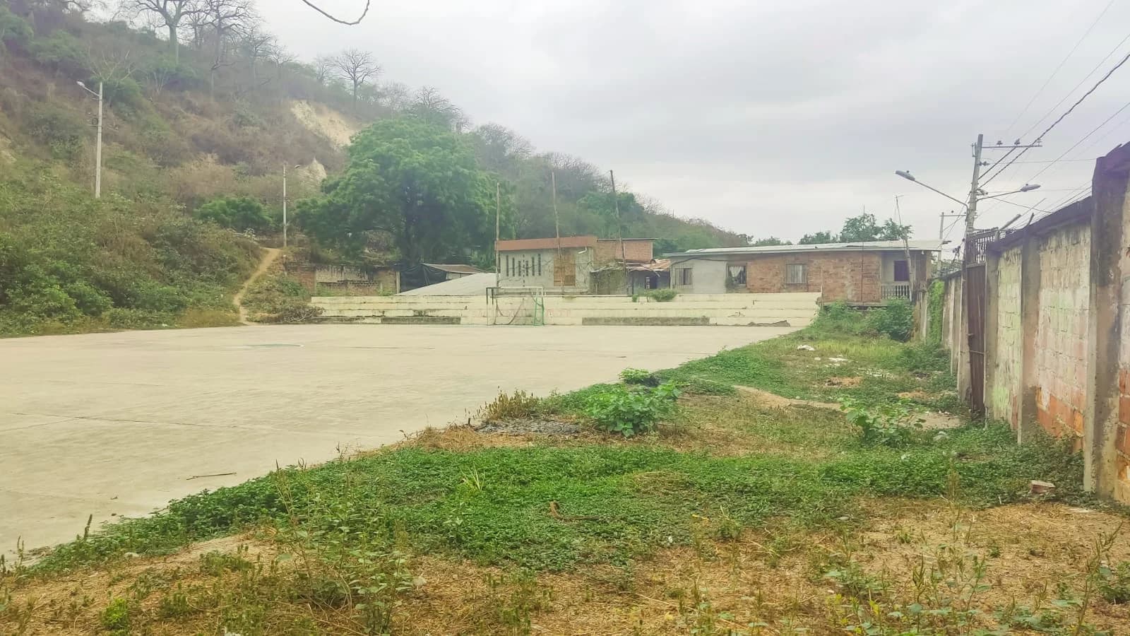 Terreno en venta en Portoviejo, Manabi - 2